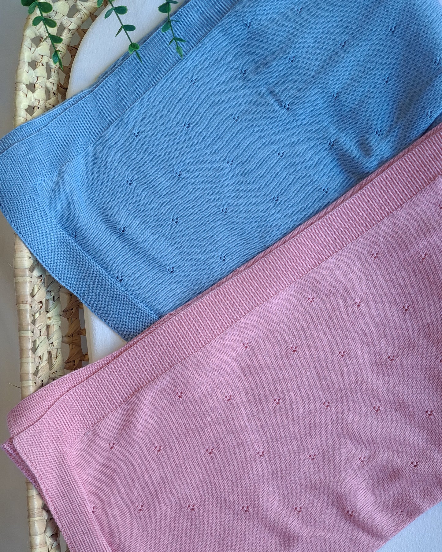 Manta de malha trabalhada