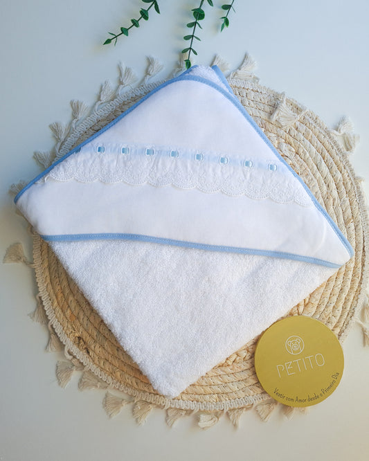 Toalha de banho com bordado e fita de cetim