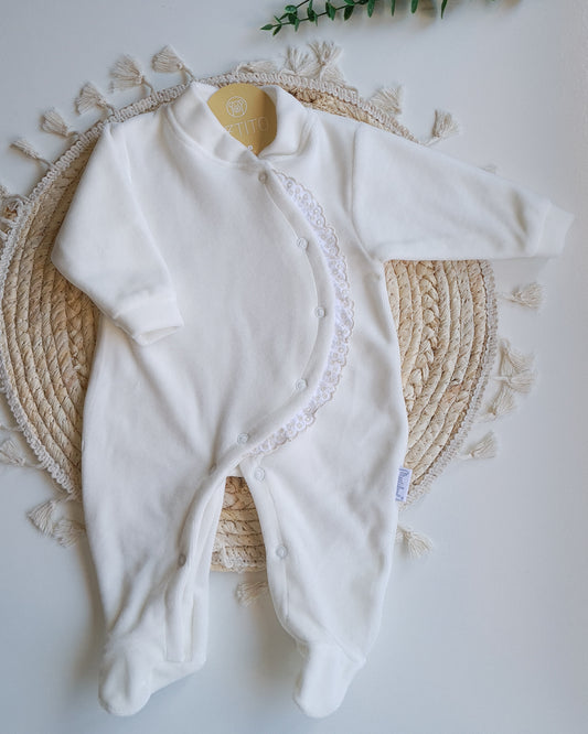 Babygrow de veludo com bordado