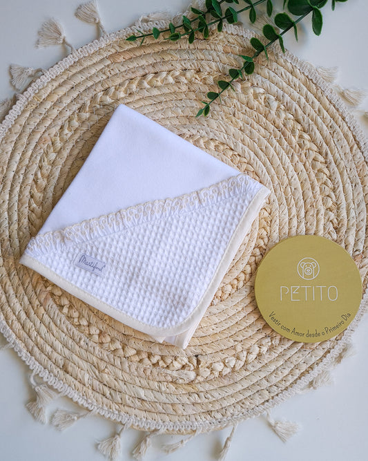 Fralda favo com bordado