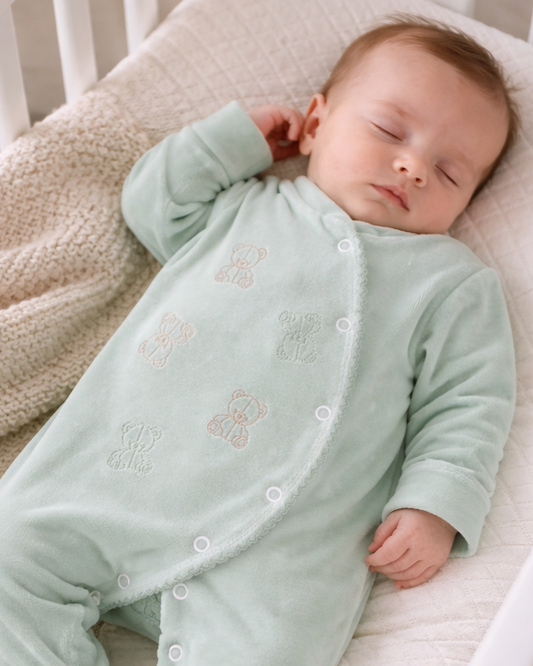 Babygrow de veludo com ursinhos