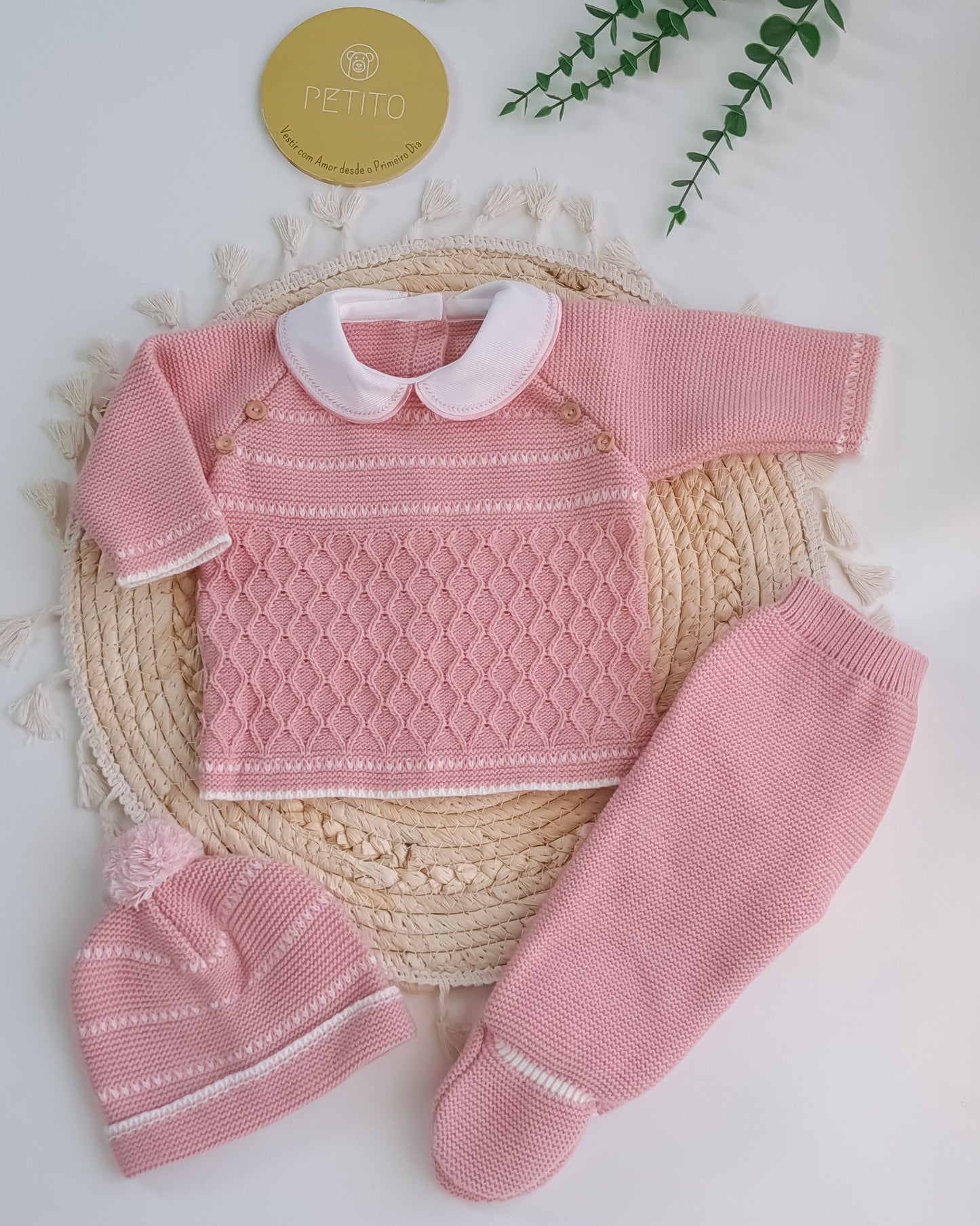 Conjunto de malha – camisola, calça e gorro
